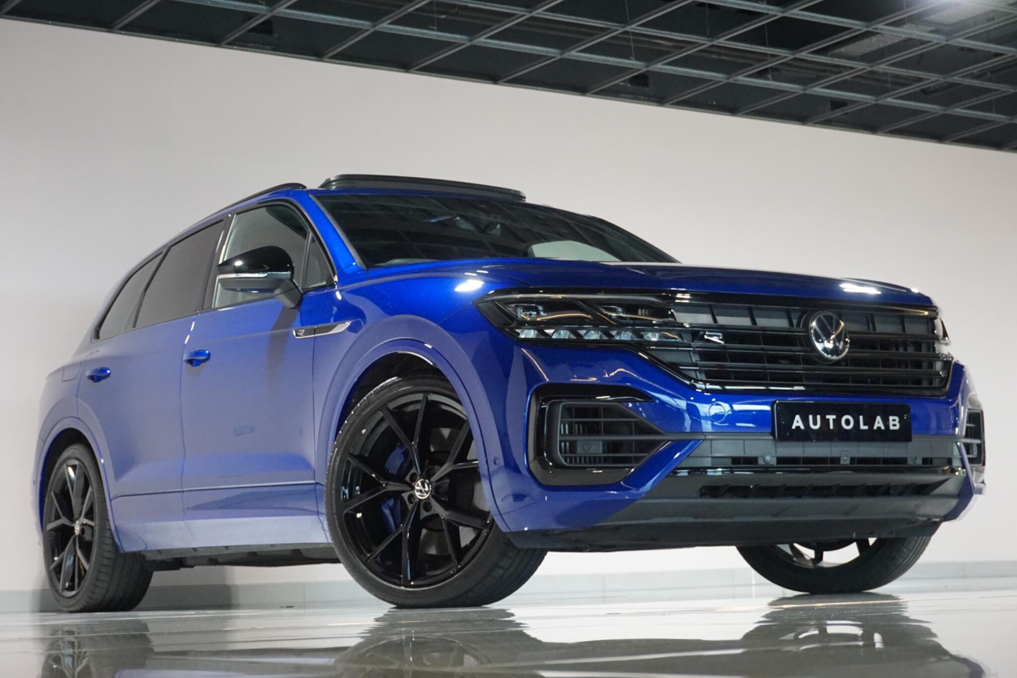 Volkswagen Touareg 3.0 V6 TSI eHybrid 14.3kWh R SUV 5dr Petrol Plug-in Hybrid Tiptronic 4Motion Euro 6 (s/s) (462 ps)